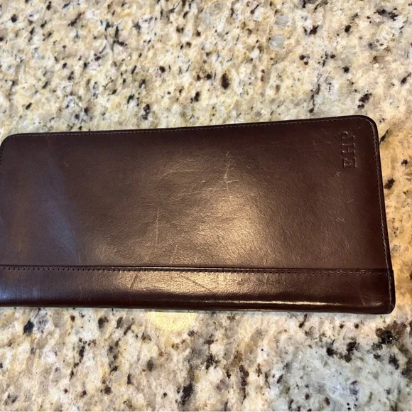 COACH Zip Around Wallet 9 1/2” by 4 1/2” - Picture 8 of 16